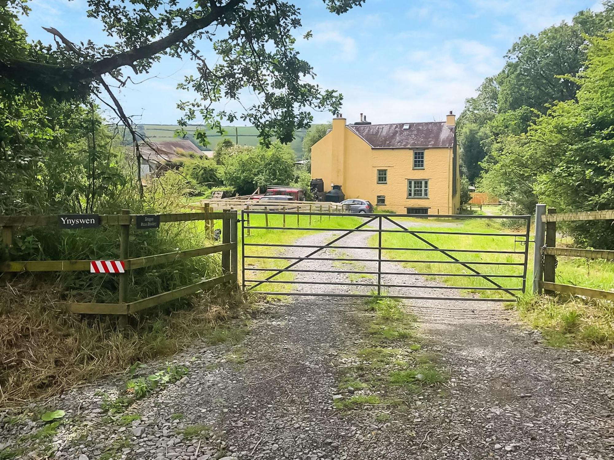 Villa Ynywsen Dairy Flat Llanfynydd Esterno foto